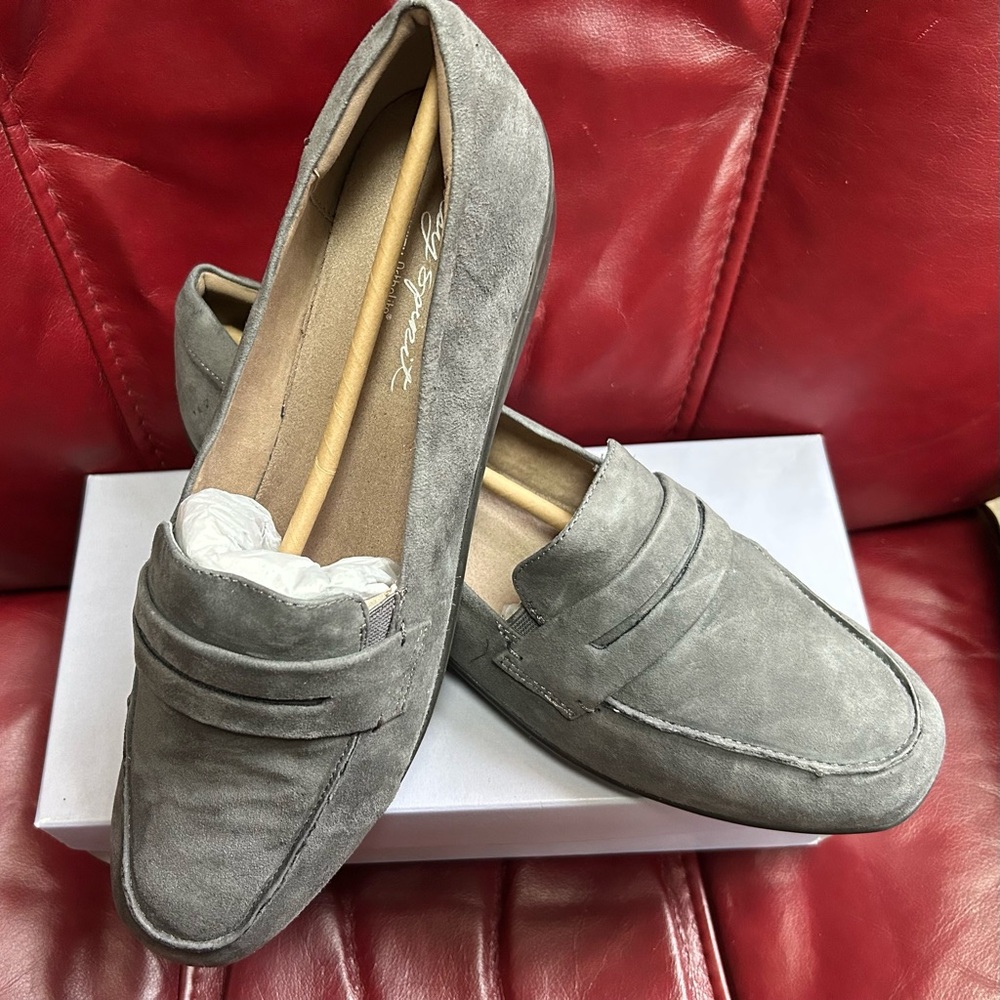 Easy Spirit Solstice Classic Gray Loafers